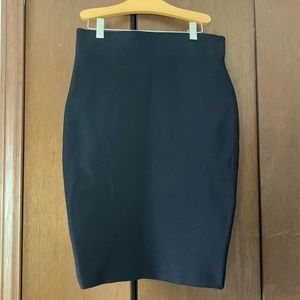 Body contour pencil skirt